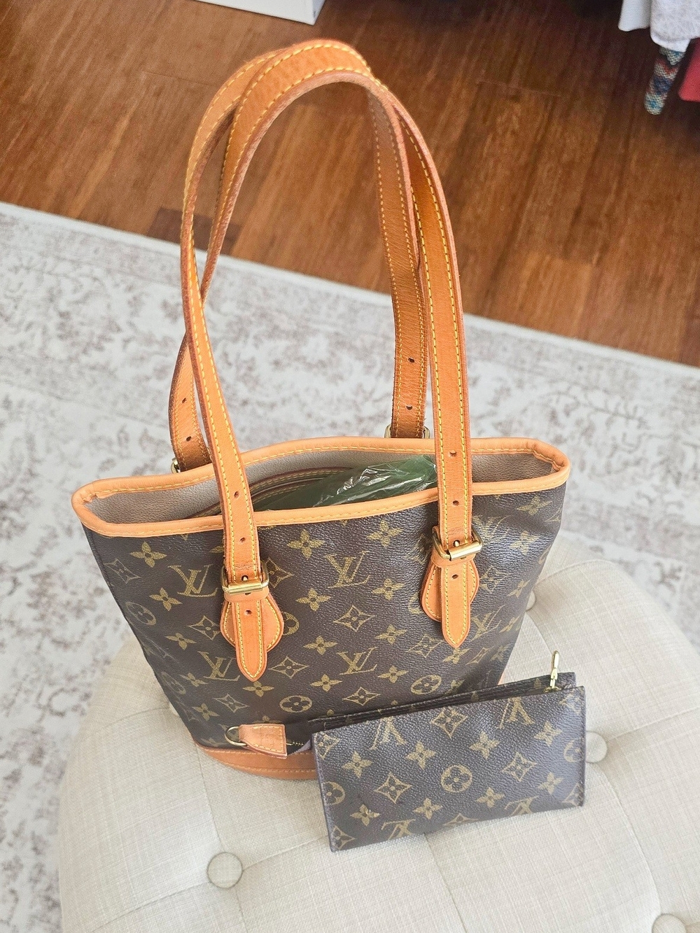Louis Vuitton Monogram Canvas Bucket Tote with Vachetta Trim - Picture 13 of 17